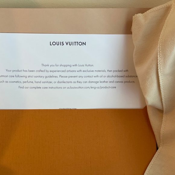 +NWT+ LOUIS VUITTON Flask Holder : Monogram steel / Monogram canvas & cowhide - Picture 5 of 16